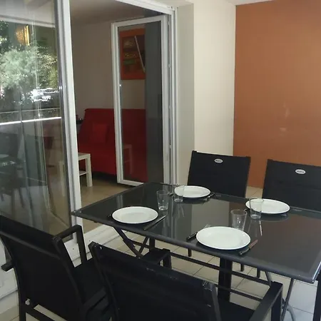 Appt 2 Pieces 33m2 + Loggia 11m2 Ref4024 Lejlighed *